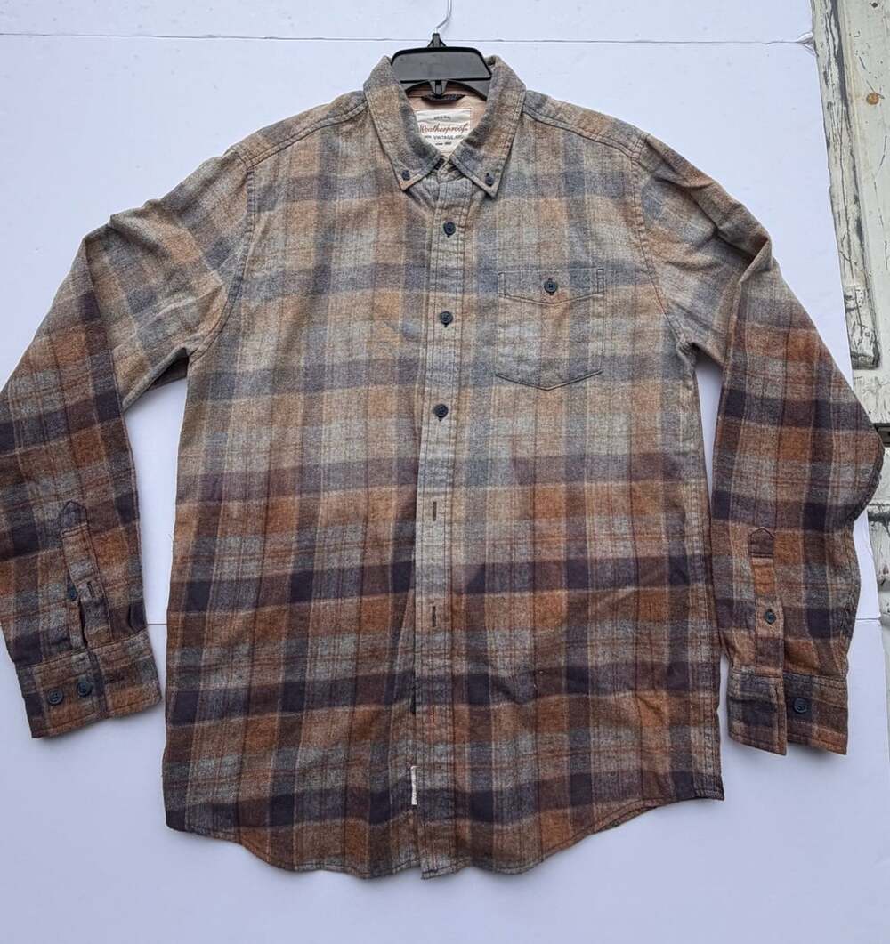 Weatherproof Vintage Men's Plaid Button Down Shirt Medium